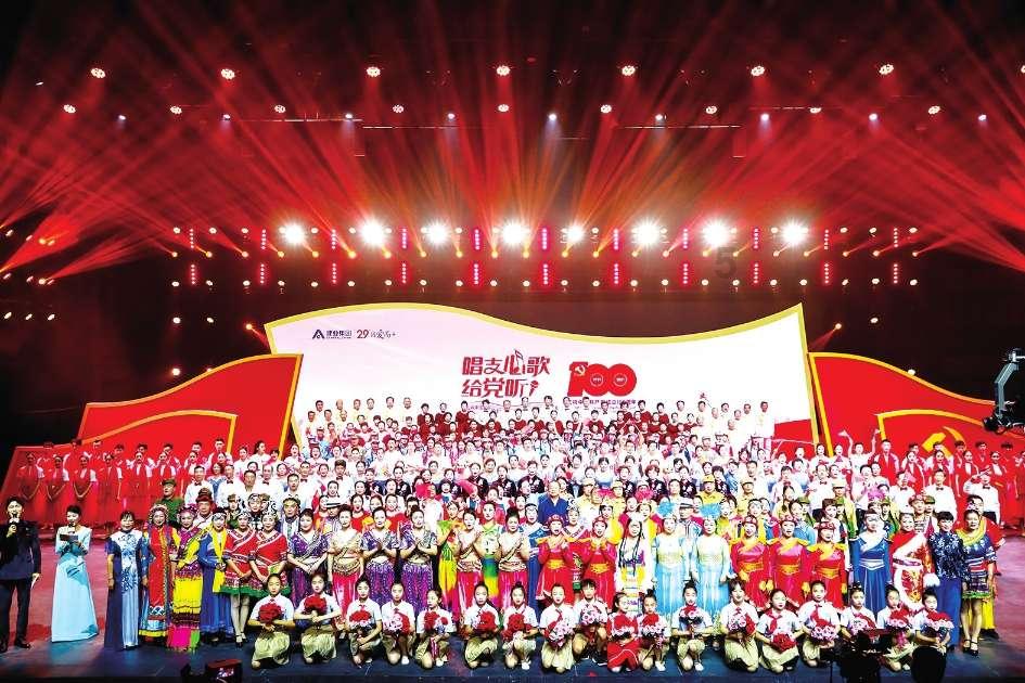 继续逐梦!博主:何小珂不回国踢球,他将去塞尔维亚第二级别球队